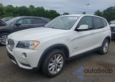 2014 BMW X3 xDrive28I z USA, uszkodzony, nr VIN 5UXWX9C55E0D16021